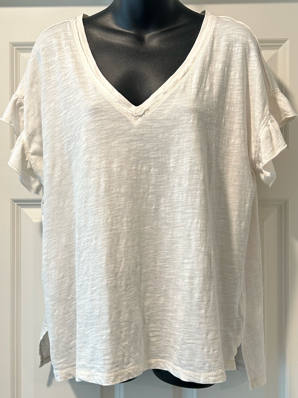 Pilcro V-Neck, ruffled cap sleeves, t-shirt